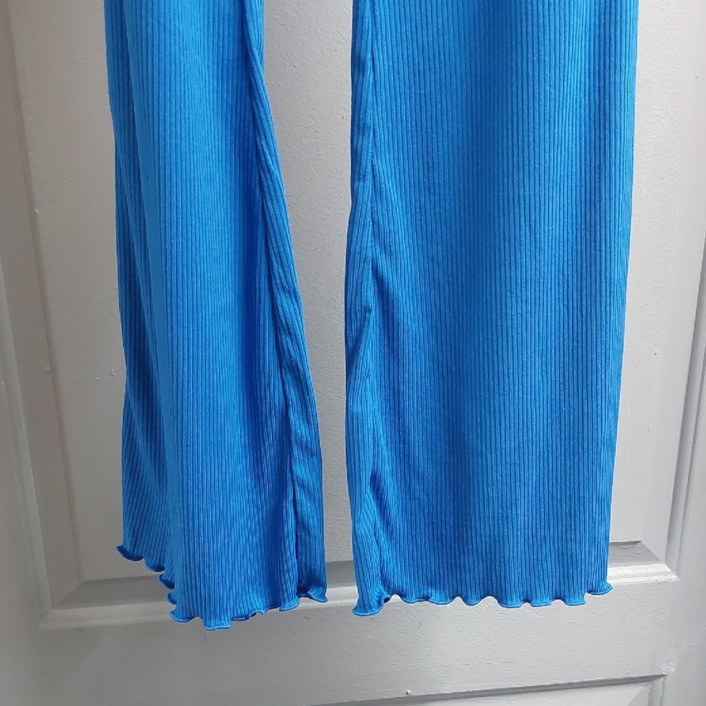 No Boundaries Ribbed Blue Top - Picture 2 of 15